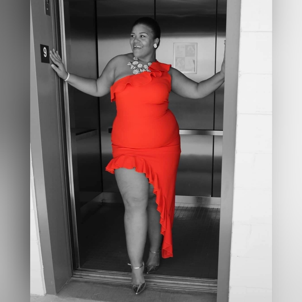 Off-Shoulder Ruffle Cocktail Dress - Picture 3 of 3